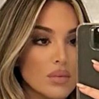 Алекс Хол Голи