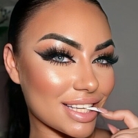 Алина Кастро Голи