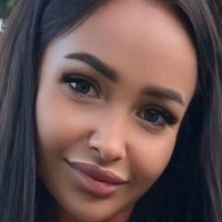 Еми Суити Голи