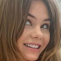 Ашли Терворт Голи