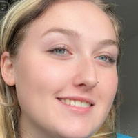 Бейли Бейкър Голи