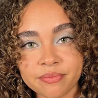 Бейли Бас Голи