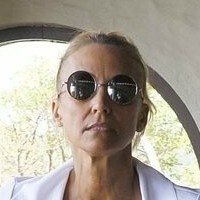 Брук Кора Голи