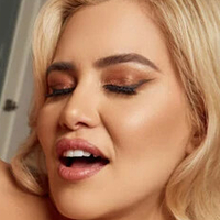 Кейтлин Кери Голи