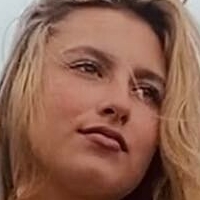 Селина Голи