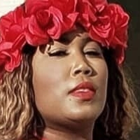 Крисичрис Голи