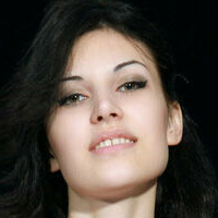 Елизабет Голи