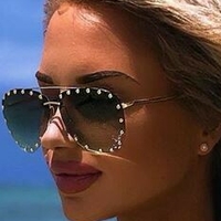 Емили Сриемер Голи