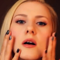 Нежен шепот ASMR Голи