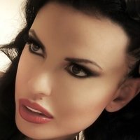 Хелена Карел Голи
