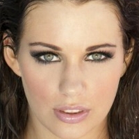 Холи Джейд Пиърс Голи