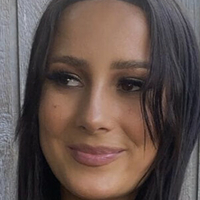 Инника Ходгсън Голи