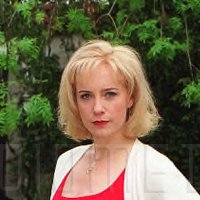 Катрина Левон Голи