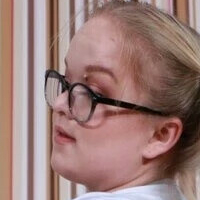 Кайли Монро Голи