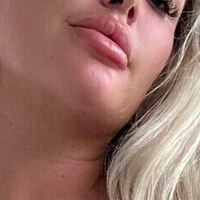 Луси Николсън Голи