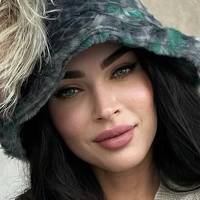 Меган Фокс Голи