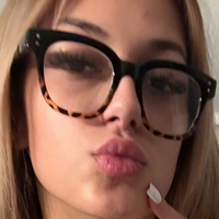 Миа Тиел Голи