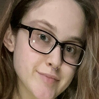мия уайт Голи