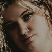 Непослушен кошмар Голи