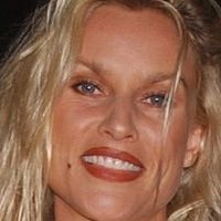 Никол Шеридан Голи