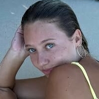 Николет Дурацо Голи