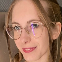 Ники Джиа Голи