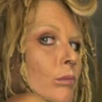 нудеблондйогагърл Голи