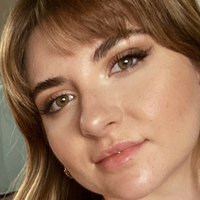 Оливия Селфи Голи