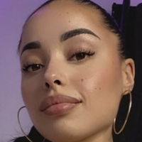 Онли Еммаксроуз Голи