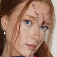 pheobeisginger Голи