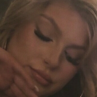 Фийби Риан Голи