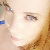 Плейбой Плеймейт Гоун Бад Голи