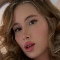 Порселейнгьорл Голи