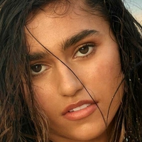 Рейна Валандингам Голи