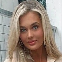 Савана ДеЛейн Морис Голи