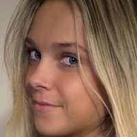 Скарлеттероуз Голи