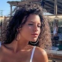 Соня Сгаири Голи