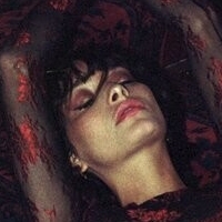 Тейлър Лаше Голи