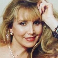 Тери Левандовски Голи