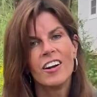 Мери Бърк Голи