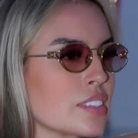 Тунел до любовта Голи