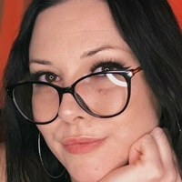 Ванеса Хюз Голи
