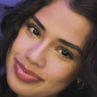 Викториая Джеймс Голи