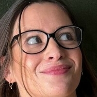 с Аннамаре Голи