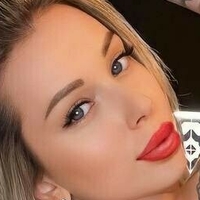 Уудс Наоми Голи