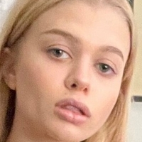 Yourfelisha Голи